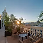 H10 Palacio Colomera 호텔 4*