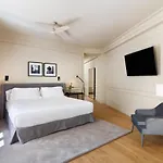 H10 Palacio Colomera 호텔 4*