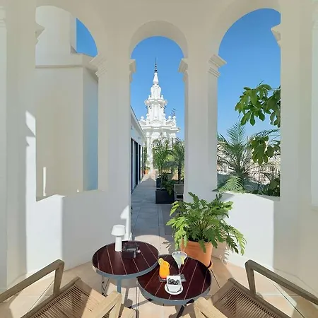 H10 Palacio Colomera قرطبة