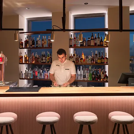 H10 Palacio Colomera Hotel