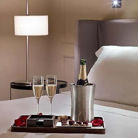 H10 Palacio Colomera 4* 코르도바