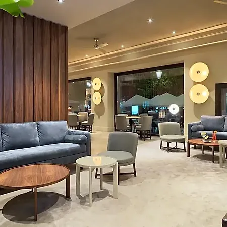 H10 Palacio Colomera 호텔 4*