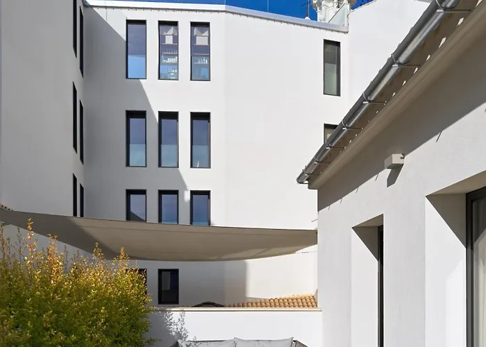 Отель H10 Palacio Colomera Кордова