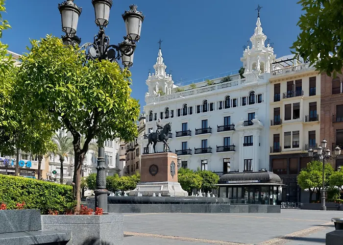 Отель H10 Palacio Colomera Кордова