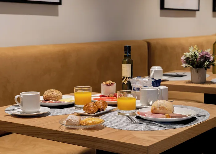 H10 Palacio Colomera 4*