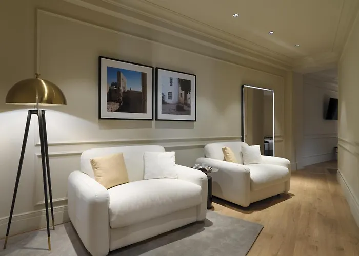 H10 Palacio Colomera Hotell