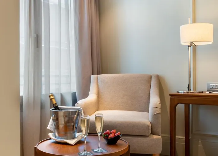 H10 Palacio Colomera