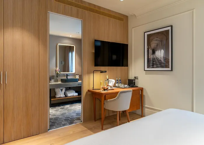 H10 Palacio Colomera